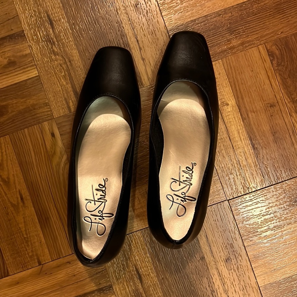 Lifestride pumps